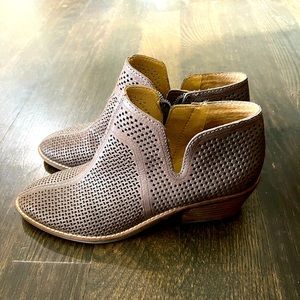 Lucky brand ankle boots